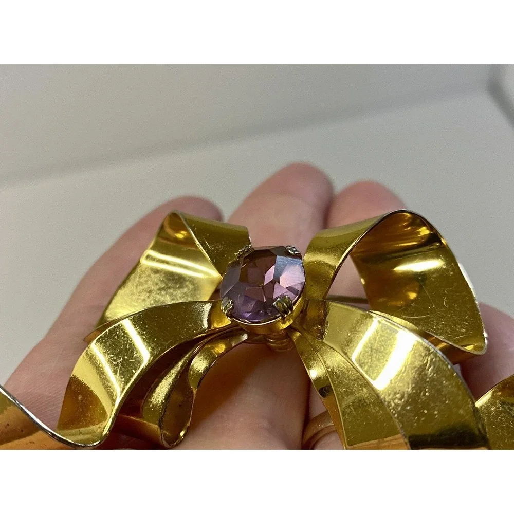 Gold Tone Sterling Marked Bow Ribbon With‎ Purple Stone Brooch Pin Estate Find
